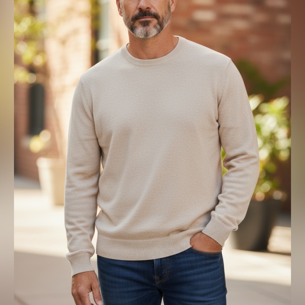 Club Monaco Men's Wool Cream Sweater Size S — Relaxed Slightly Oversized Fit
